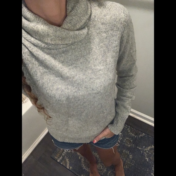 Ralph Lauren turtleneck sweater - Picture 3 of 4